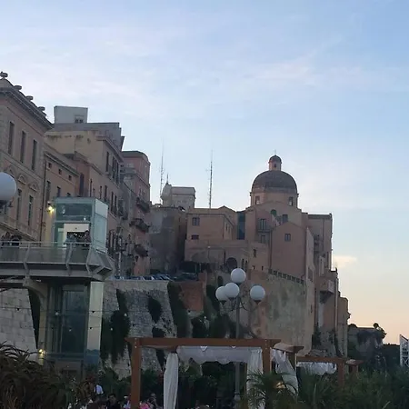 شقة Casa Sorrisiesogni كالياري