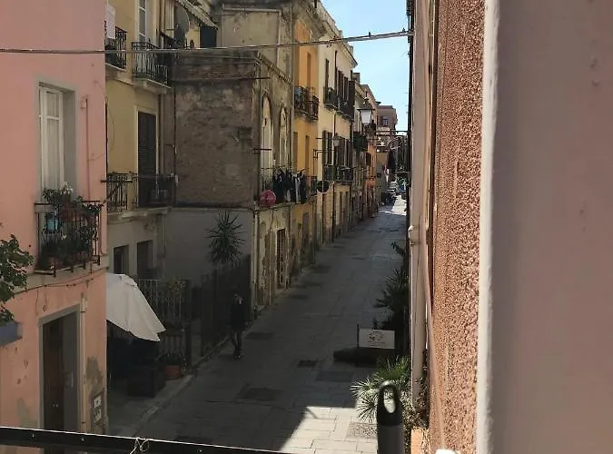 Casa Sorrisiesogni アパート カリアリ